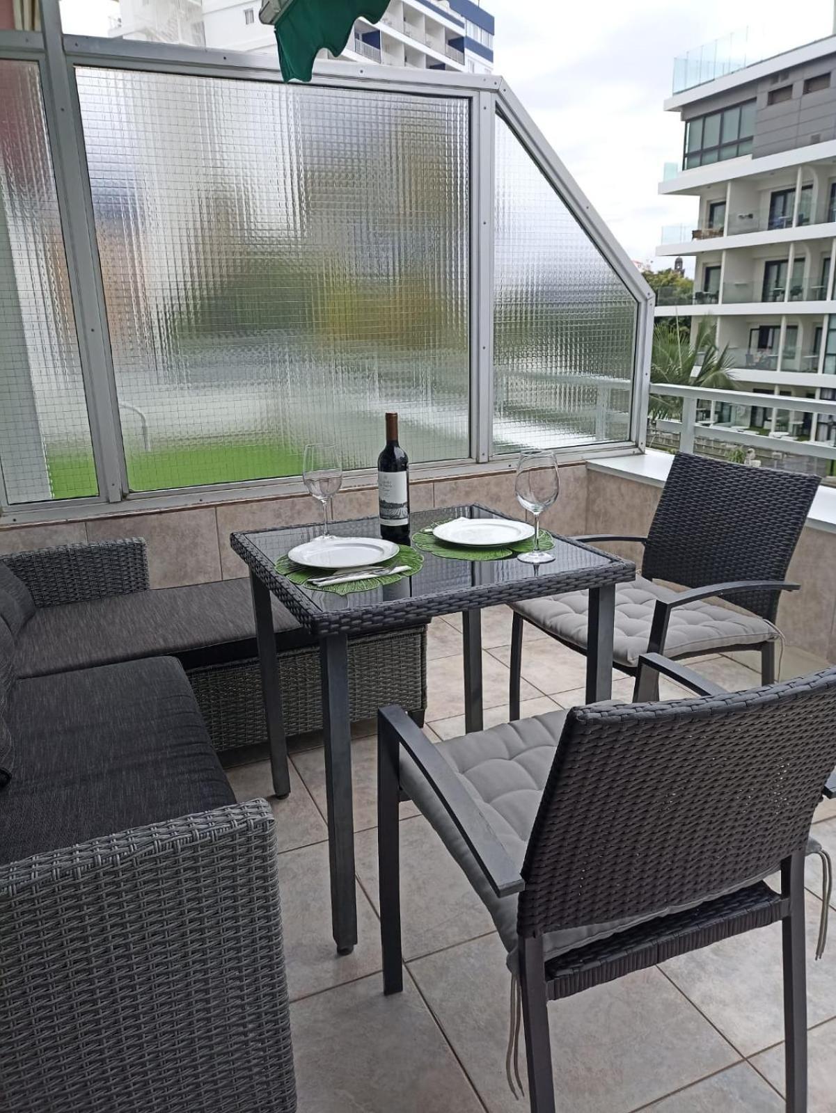 Cozy Apartment In Edificio Bahamas 푸에르토 드 라 크루즈 외부 사진